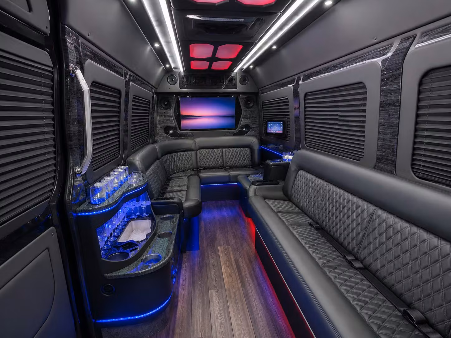 airport transfer shuttles for military and government personnel flying through bradley international