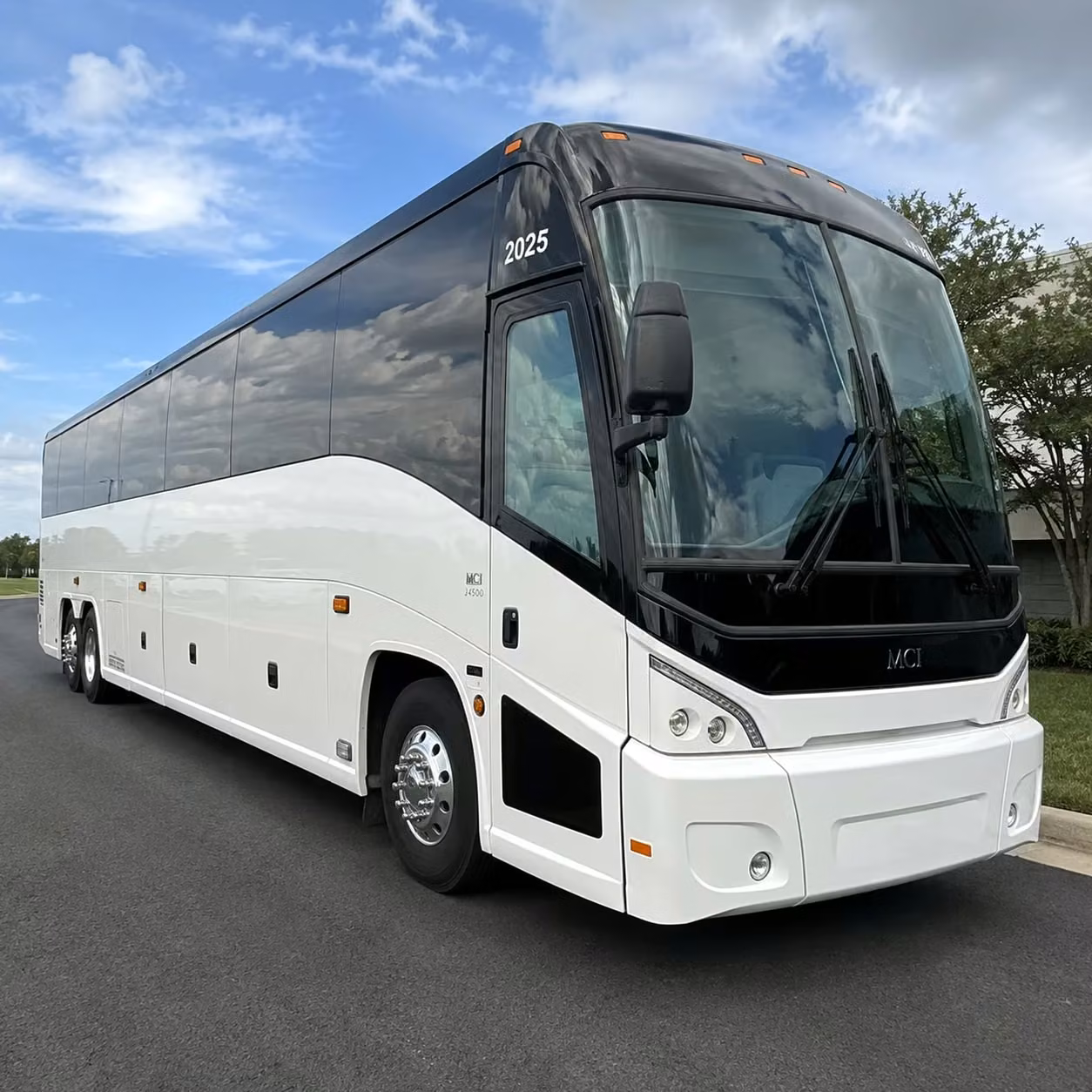 bachelorette party bus rentals for hartford concerts and bar crawls