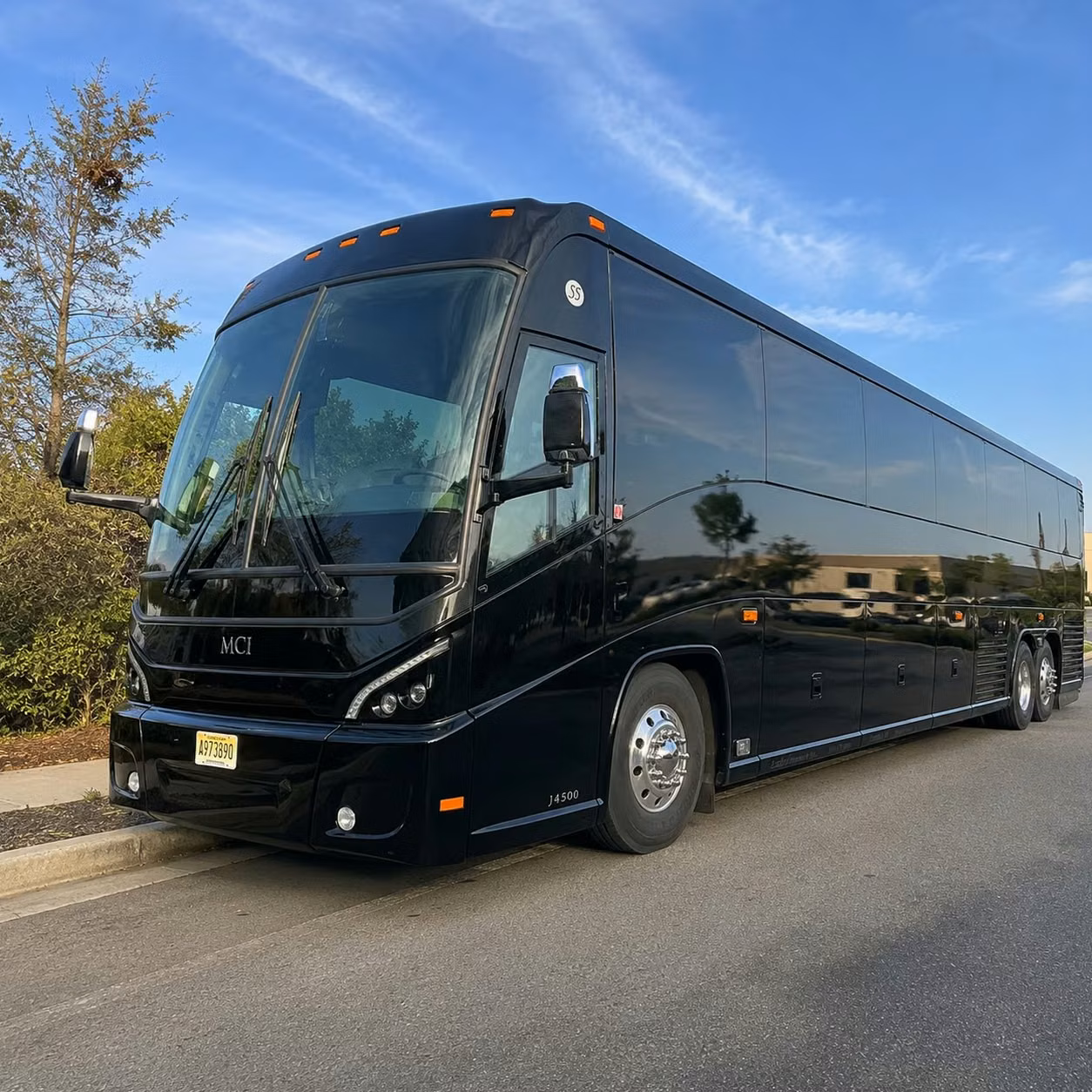 long distance and interstate military transportation between hartford and regional bases